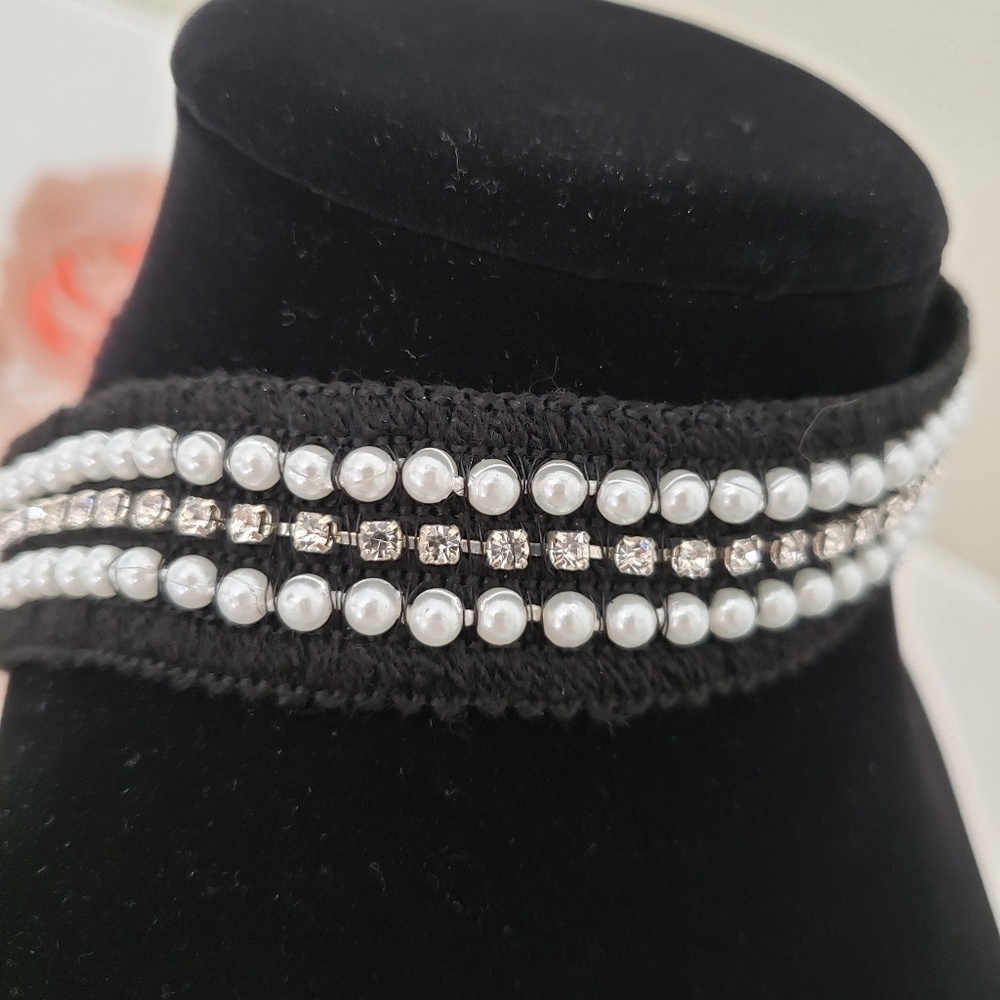 Bead and Rhinestone Chocker - Picture 3 of 5
